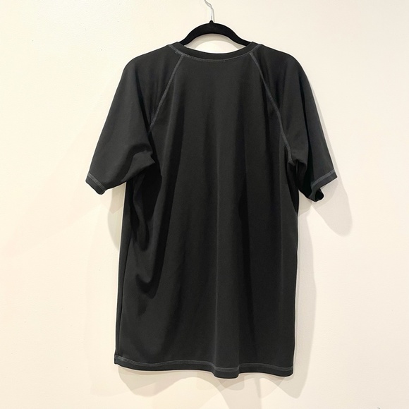 Nike Dri-Fit Short Sleeve Shirt - Picture 2 of 5